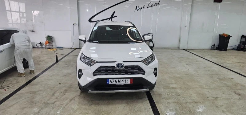 Toyota Rav4 2.5 бензин хибрид 222кс 4х4 Германия Лизинг Бартер, снимка 4 - Автомобили и джипове - 48066011