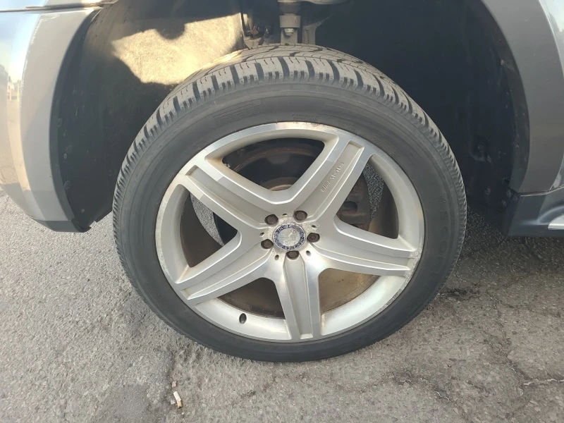 Mercedes-Benz GL 350 BLUETEC* AMG* Oбдух* Harman Kardon* Масаж* Пано, снимка 5 - Автомобили и джипове - 52317577
