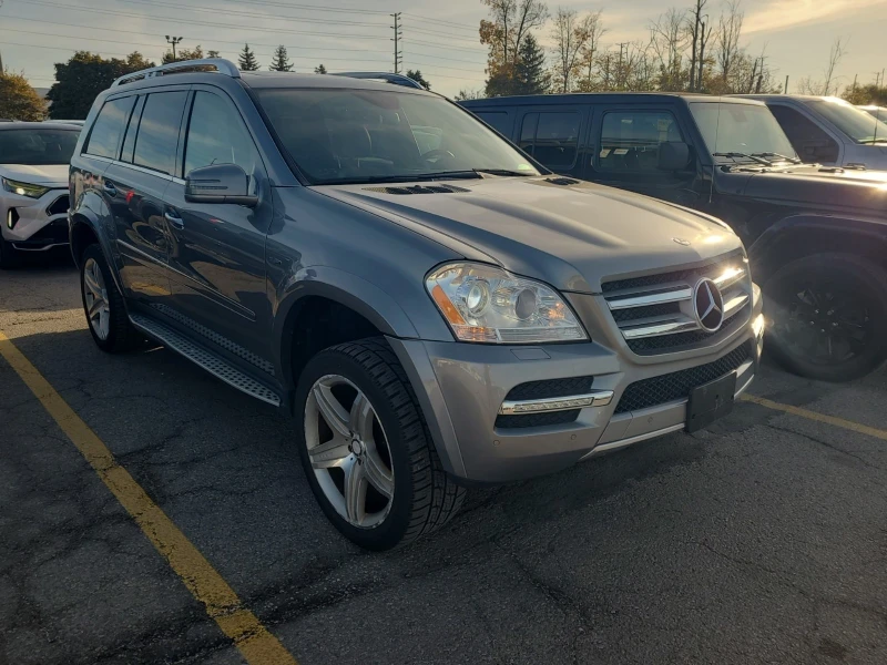 Mercedes-Benz GL 350 BLUETEC* AMG* Oбдух* Harman Kardon* Масаж* Пано, снимка 2 - Автомобили и джипове - 52317577