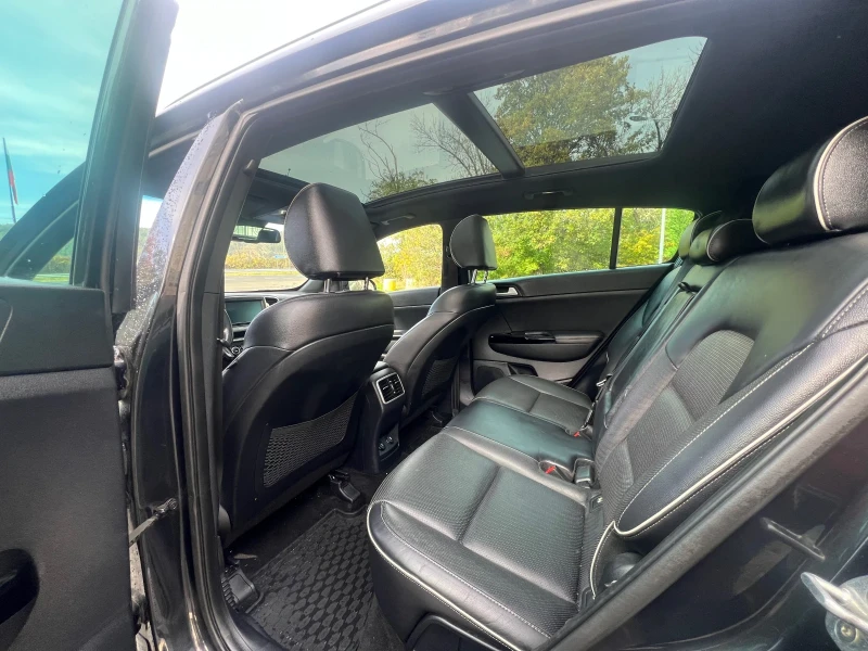 Kia Sportage 2.0 GT-LINE, снимка 6 - Автомобили и джипове - 52898403