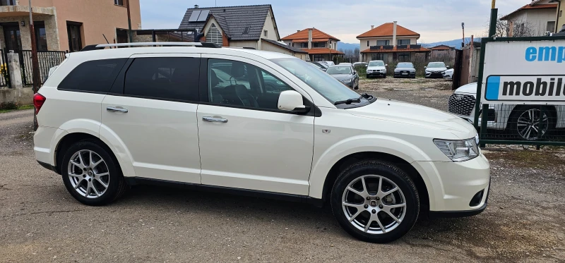 Fiat Freemont 2.0jtdm 4x4 FULL, снимка 5 - Автомобили и джипове - 53286691