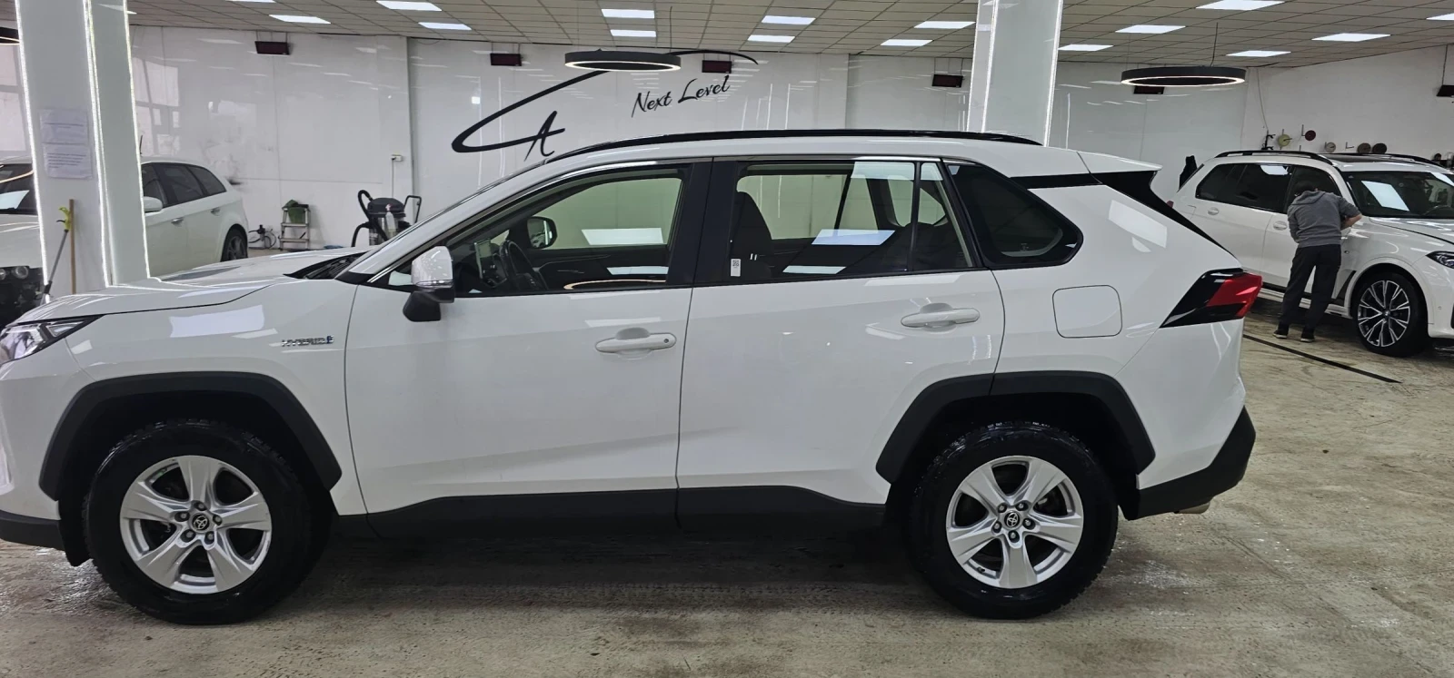 Toyota Rav4 2.5 бензин хибрид 222кс 4х4 Германия Лизинг Бартер - изображение 6