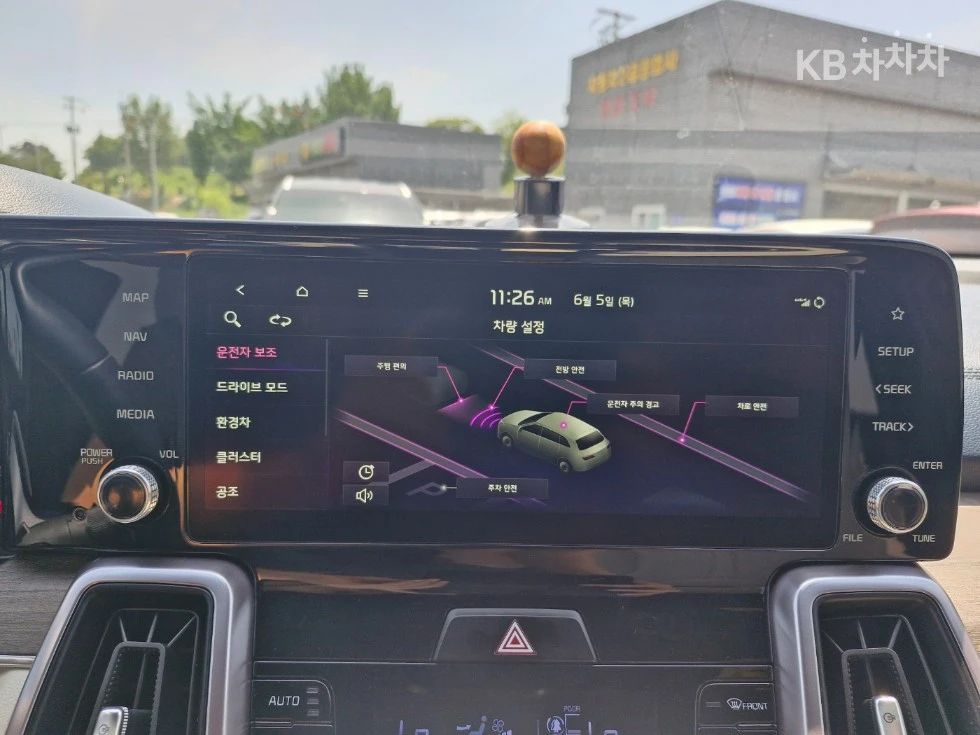 Kia Sorento 1.6T HEV 4WD Prestige - изображение 10
