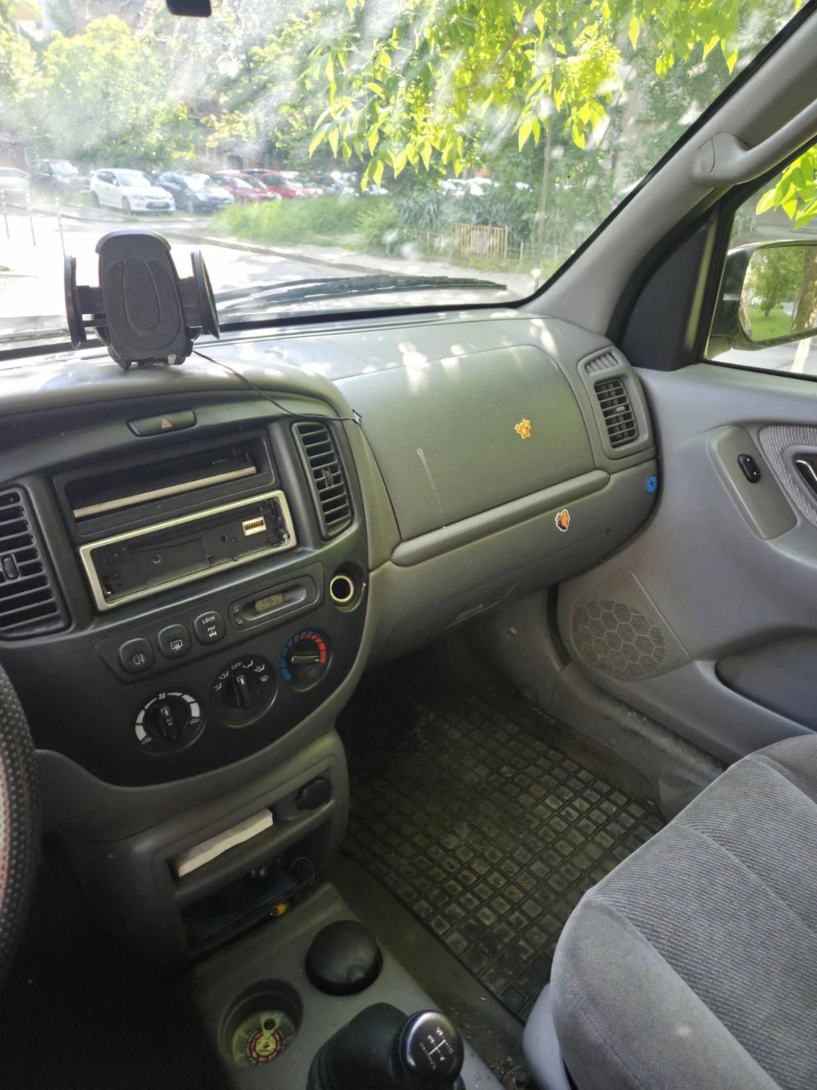 Mazda Tribute  - изображение 7