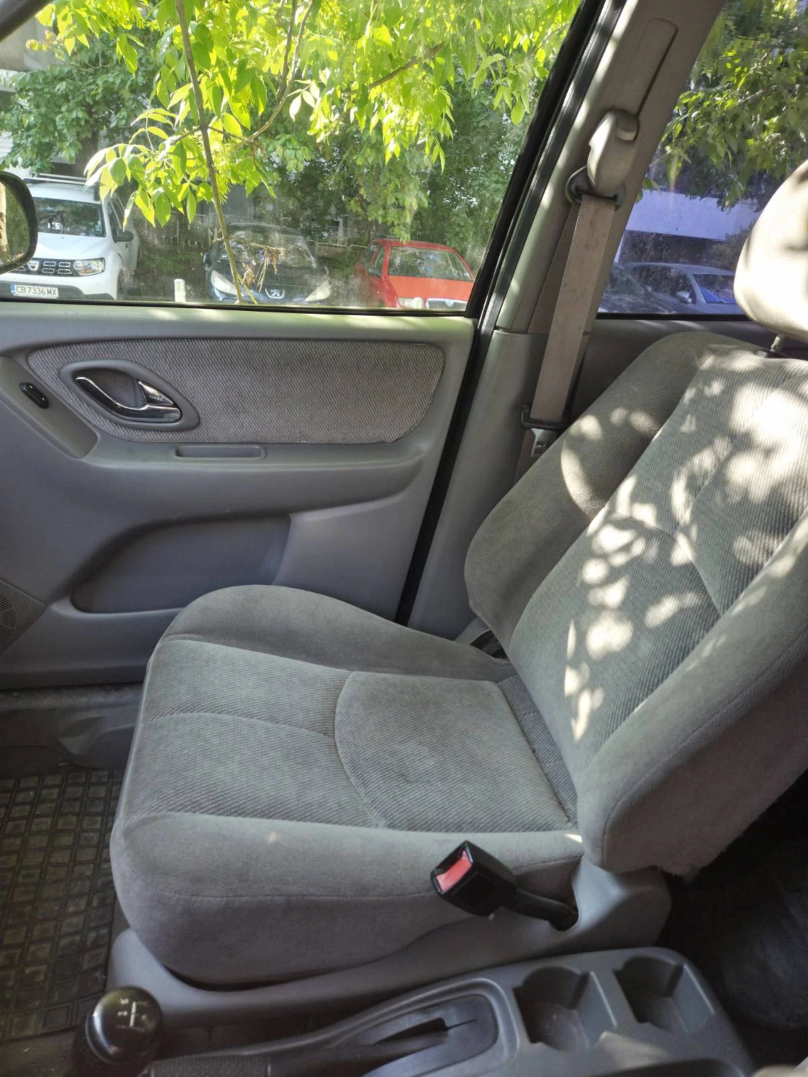 Mazda Tribute  - изображение 8