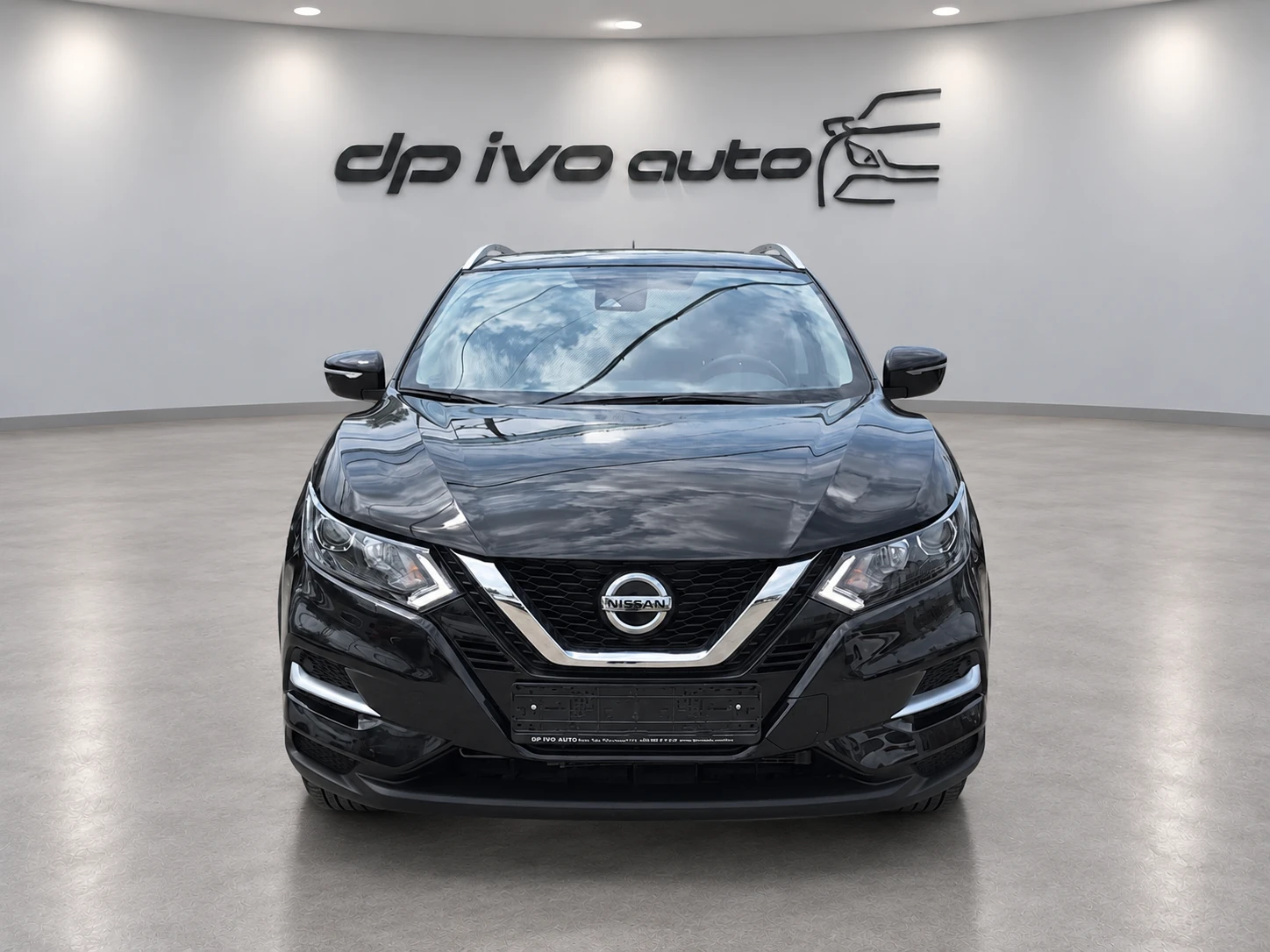 Nissan Qashqai SV 2.0i* само 42000км* екстри* 