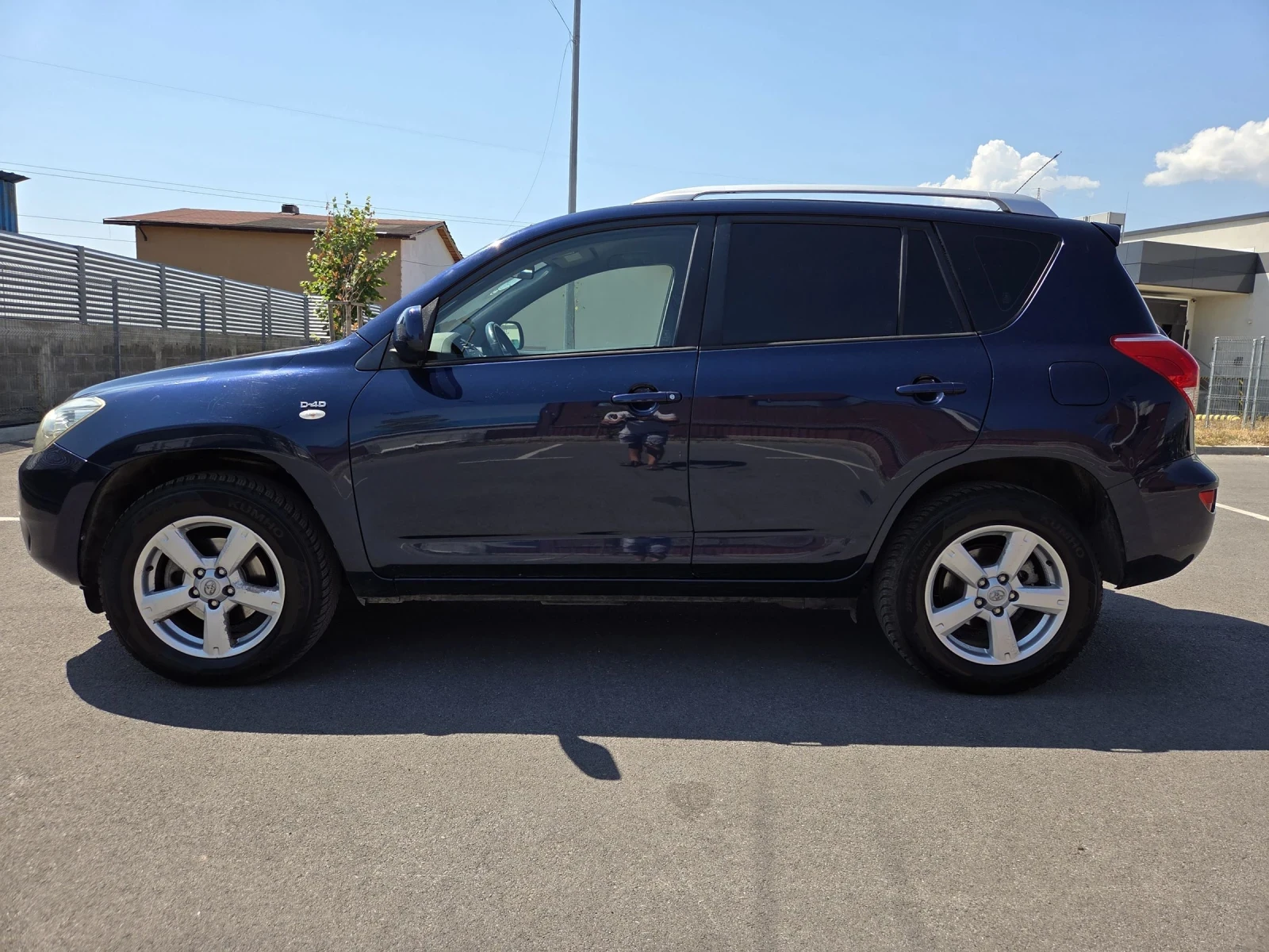 Toyota Rav4 2.2 d-4d/136hp| Обслужена | В отлично състояние  - изображение 7