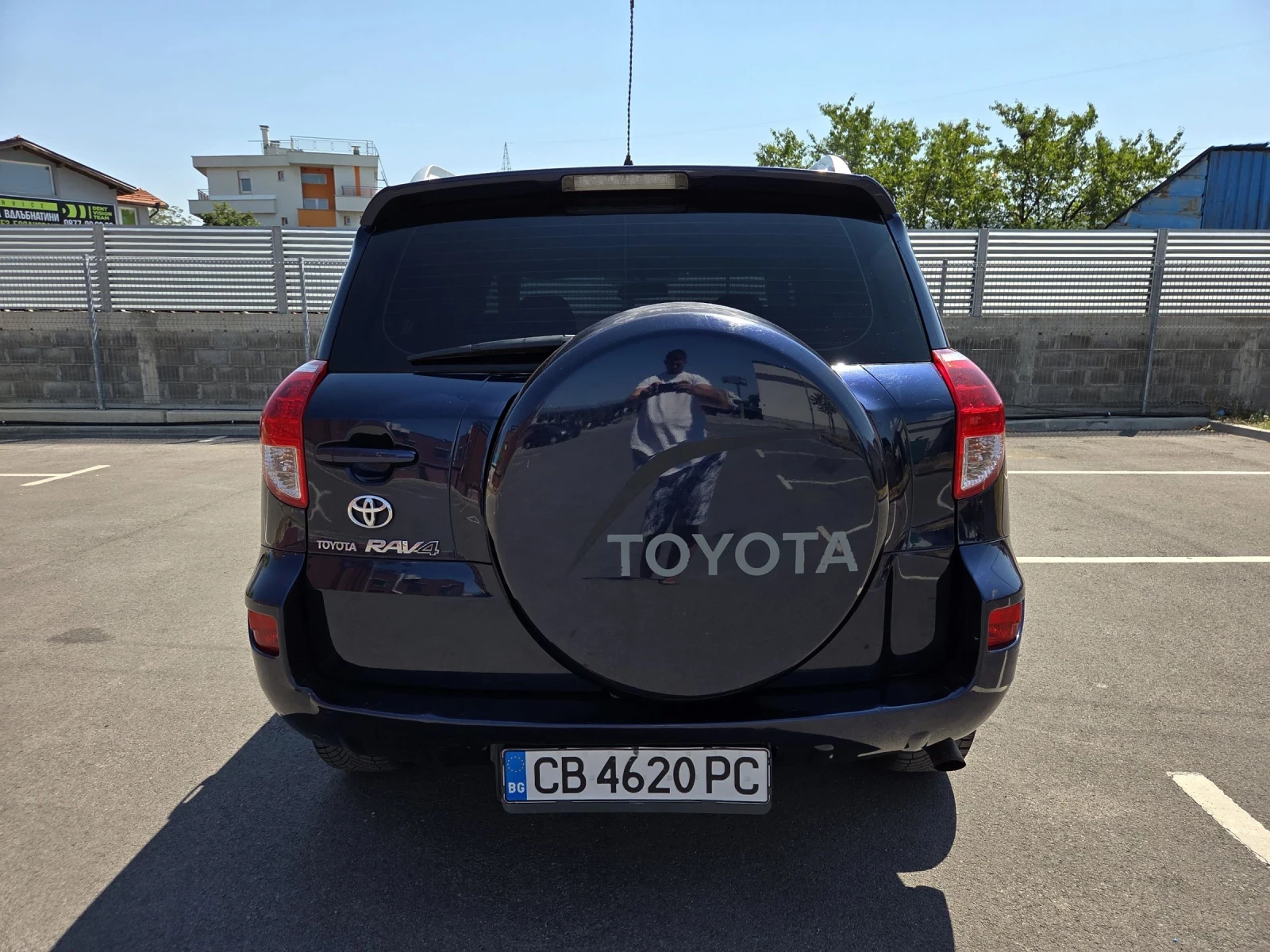 Toyota Rav4 2.2 d-4d/136hp| Обслужена | В отлично състояние  - изображение 4