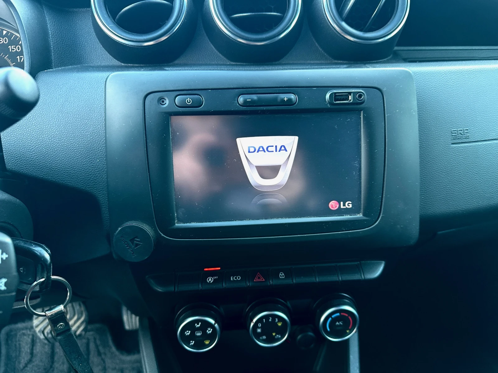 Dacia Duster / 1.5 DCi / AUT - изображение 6