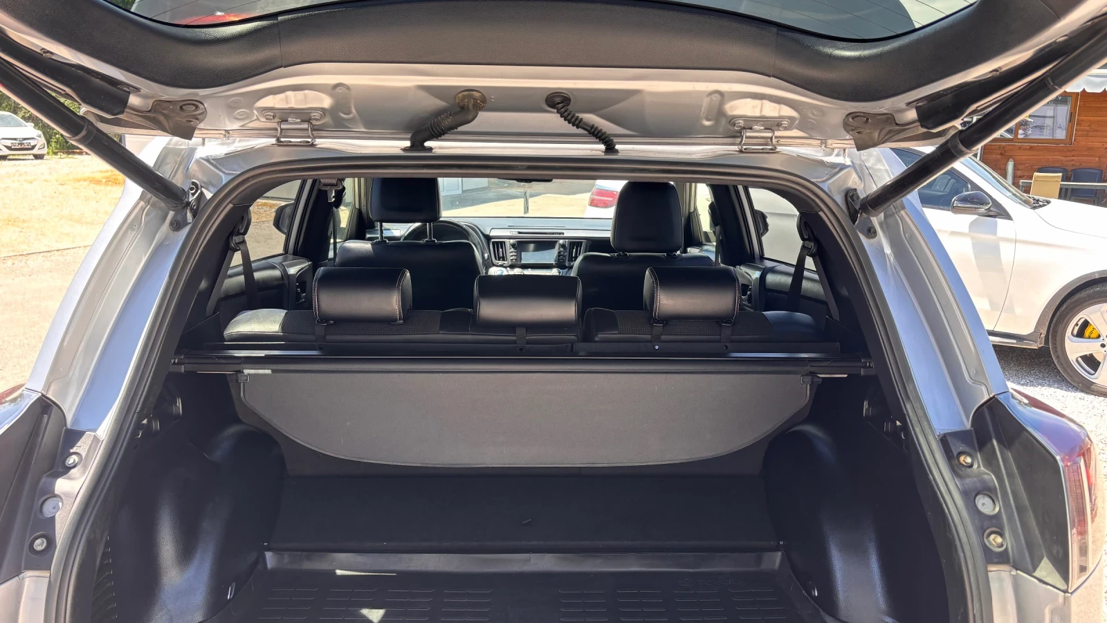 Toyota Rav4 ������ ��� ���� �� ������ | Mobile.bg � ����������� 9
