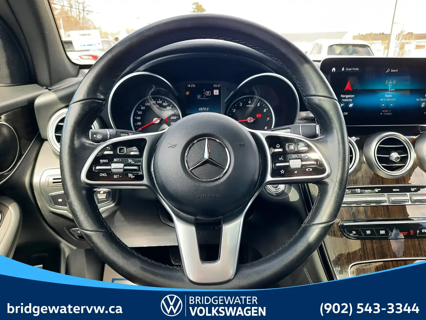 Mercedes-Benz GLC 300 ПОДГРЕВ* 360КАМЕРА* ПАНОРАМА* LANE* ASSIST* , снимка 8 - Автомобили и джипове - 54571629