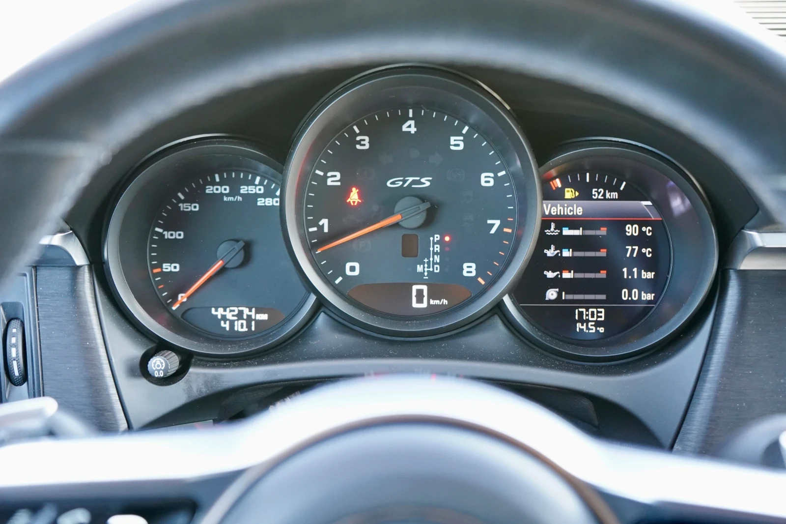Porsche Macan * GTS* SportChrono* Cam* Keyless* Aerokit, снимка 11 - Автомобили и джипове - 54595435