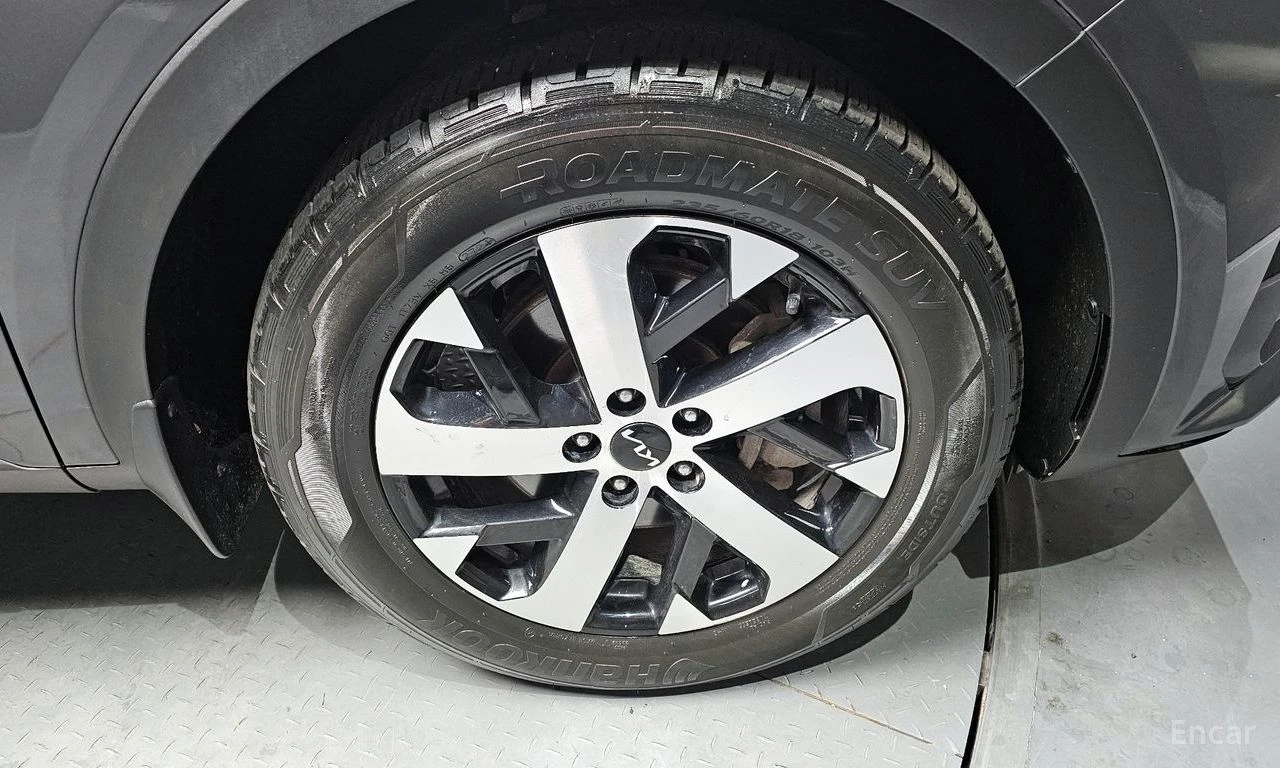 Kia Sorento 2.2D Prestige 4x4* ПОДГРЕВ* ОБДУХВАНЕ* КРАЙНА ЦЕНА, снимка 5 - Автомобили и джипове - 54712711