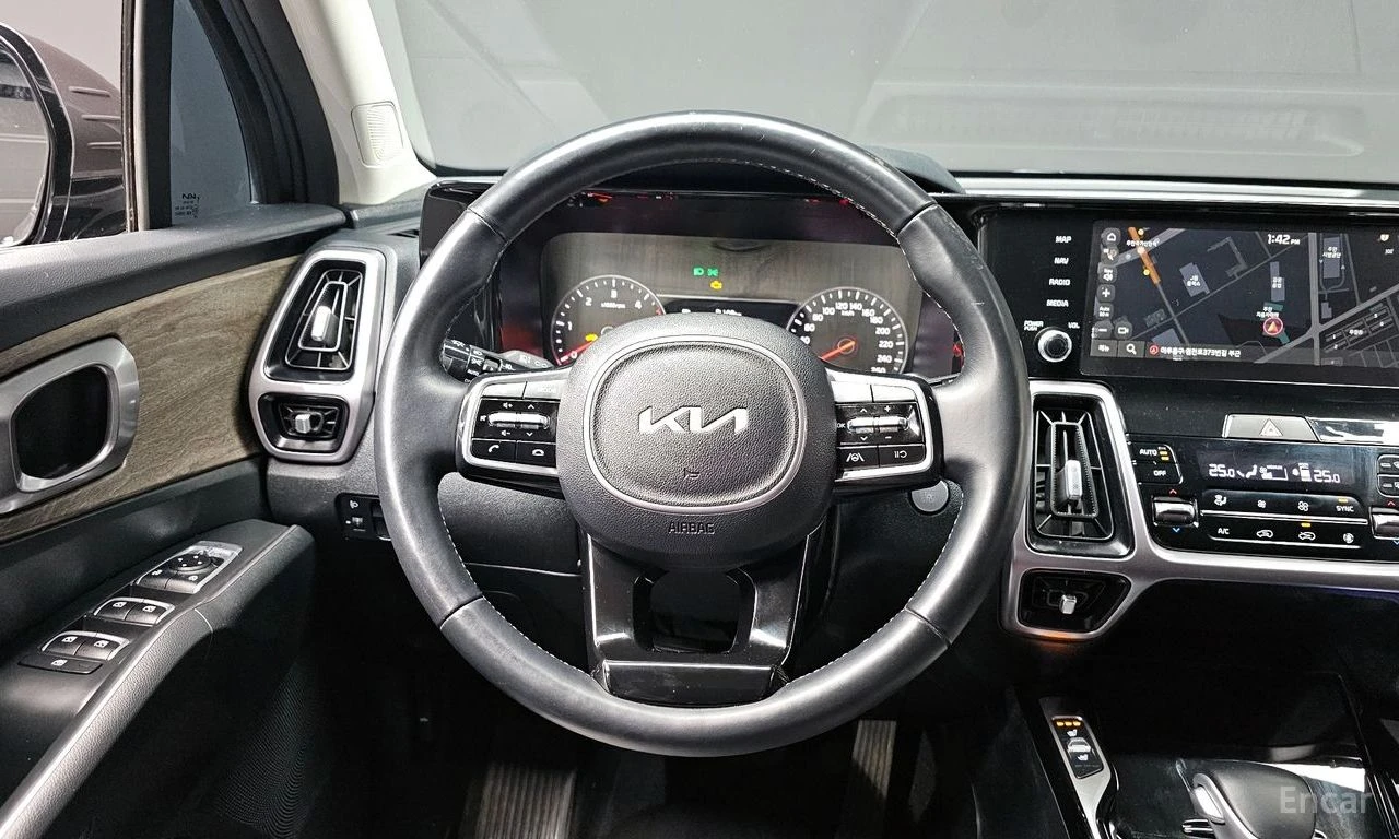 Kia Sorento 2.2D Prestige 4x4* ПОДГРЕВ* ОБДУХВАНЕ* КРАЙНА ЦЕНА, снимка 9 - Автомобили и джипове - 54712711