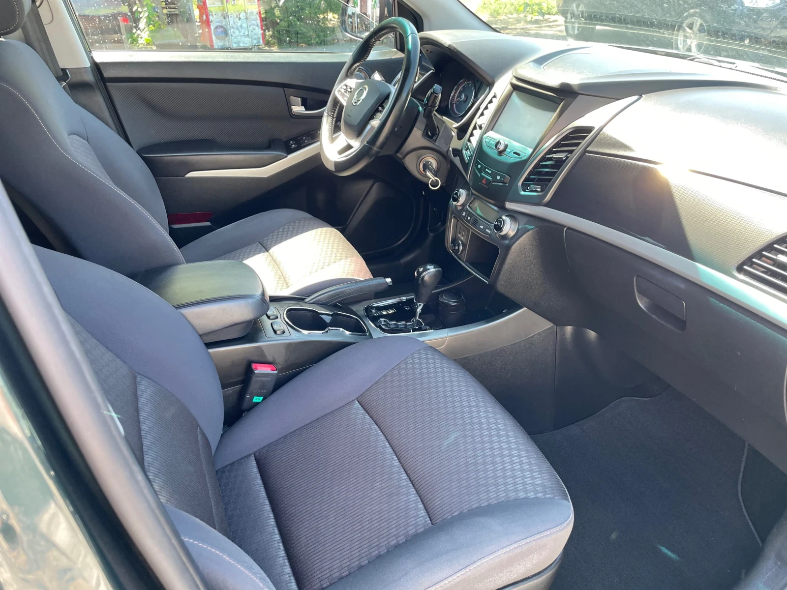 SsangYong Korando Quartz 4x4 2.0 Бензин, снимка 6 - Автомобили и джипове - 55242895