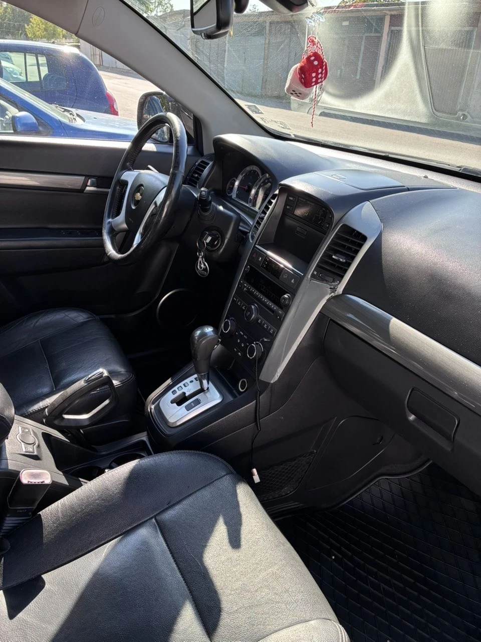 Chevrolet Captiva, снимка 9 - Автомобили и джипове - 55485928