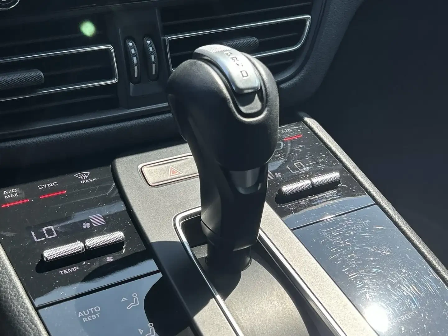Porsche Macan S* PDK* BOSE* ОБДУХВАНЕ* ДИСТРОНИК* 360КАМЕРА* , снимка 12 - Автомобили и джипове - 55982227