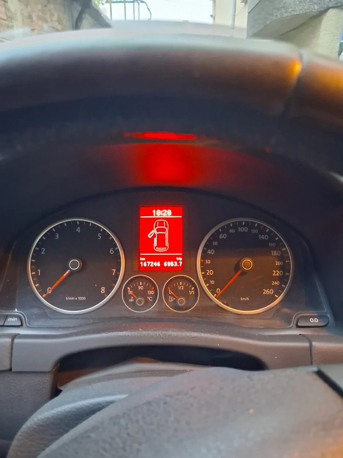 VW Tiguan 2.0 170ks 4x4 | Mobile.bg � ����������� 9