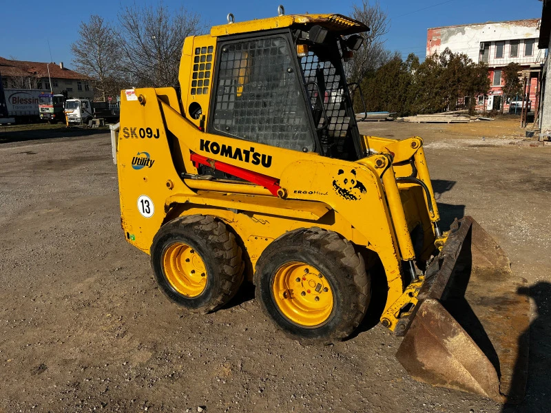 Мини челни товарачи Komatsu SK 09J, снимка 4 - Индустриална техника - 48223159