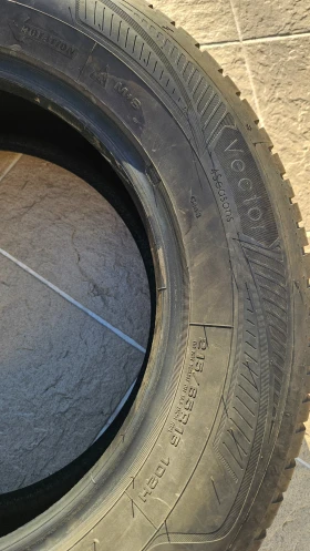 Гуми Зимни 215/65R16, снимка 5