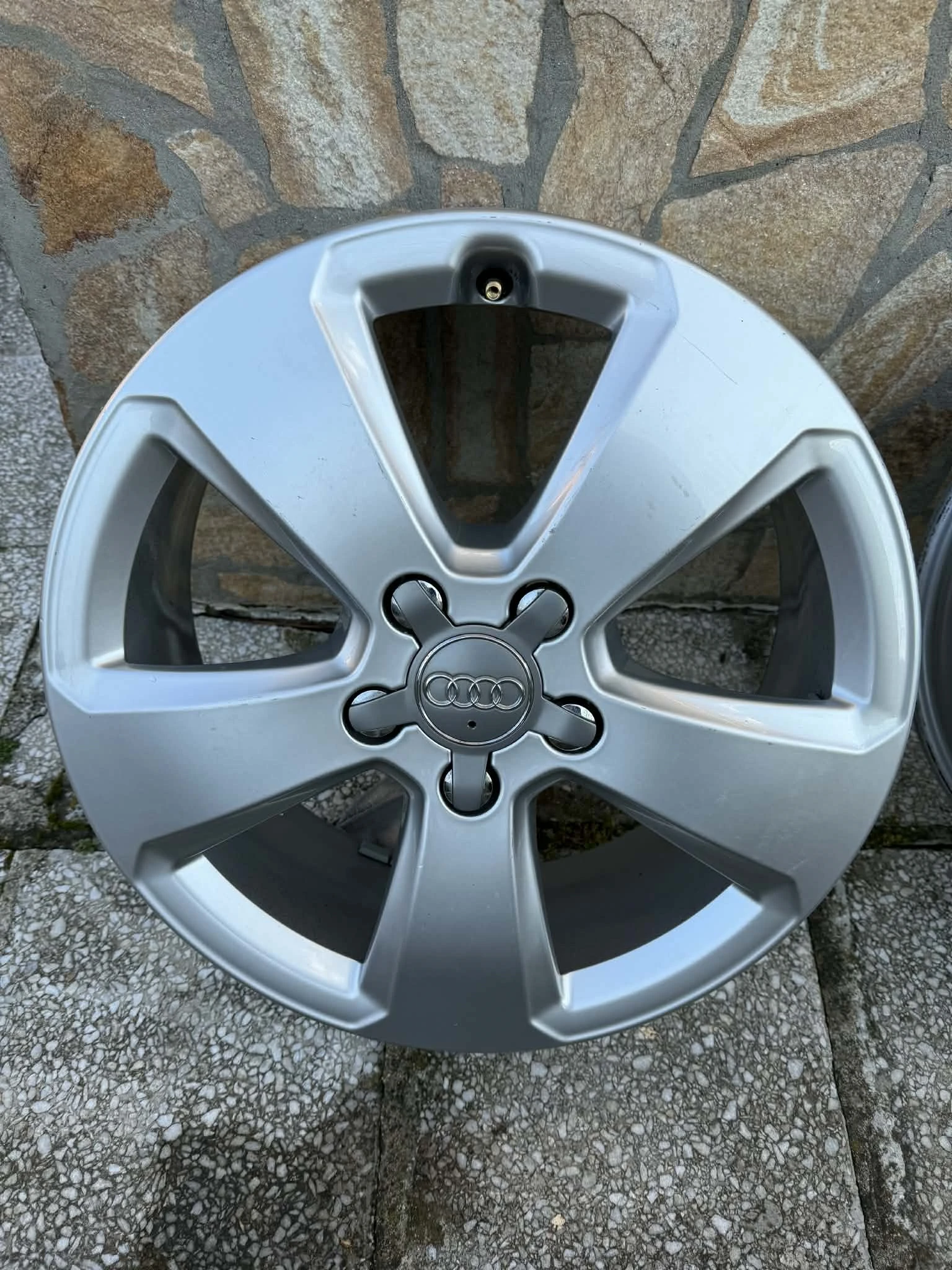 Джанти за Audi, снимка 10 - Гуми и джанти - 53726413