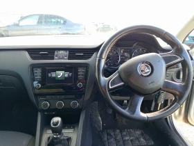 Skoda Octavia 1.6 тди, снимка 6