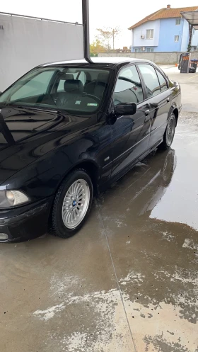 BMW 523 BMW 523i, Бензин, Черен седан - 5500 € / 10757.07 лв. - 64772835 2