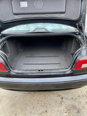 BMW 523 BMW 523i, Бензин, Черен седан - 5500 € / 10757.07 лв. - 64772835 5