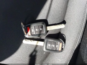 Honda Civic 2.0L I-4 DOHC, VVT, 158HP Front Wheel Drive, снимка 3