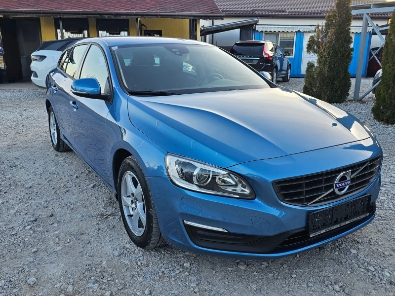 Volvo V60 2.0D 120кс D2! ! РЕАЛНИ КИЛОМЕТРИ ! ! EURO 6, снимка 7 - Автомобили и джипове - 44192639