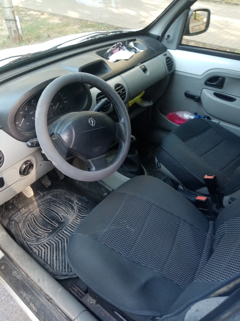 Renault Kangoo, снимка 3 - Автомобили и джипове - 47360086