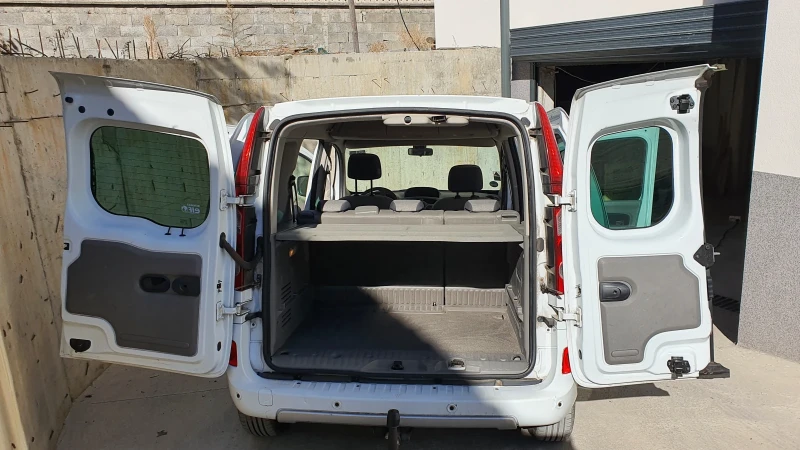 Renault Kangoo, снимка 12 - Автомобили и джипове - 47728237