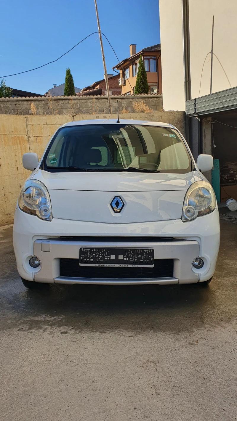 Renault Kangoo, снимка 1 - Автомобили и джипове - 47728237