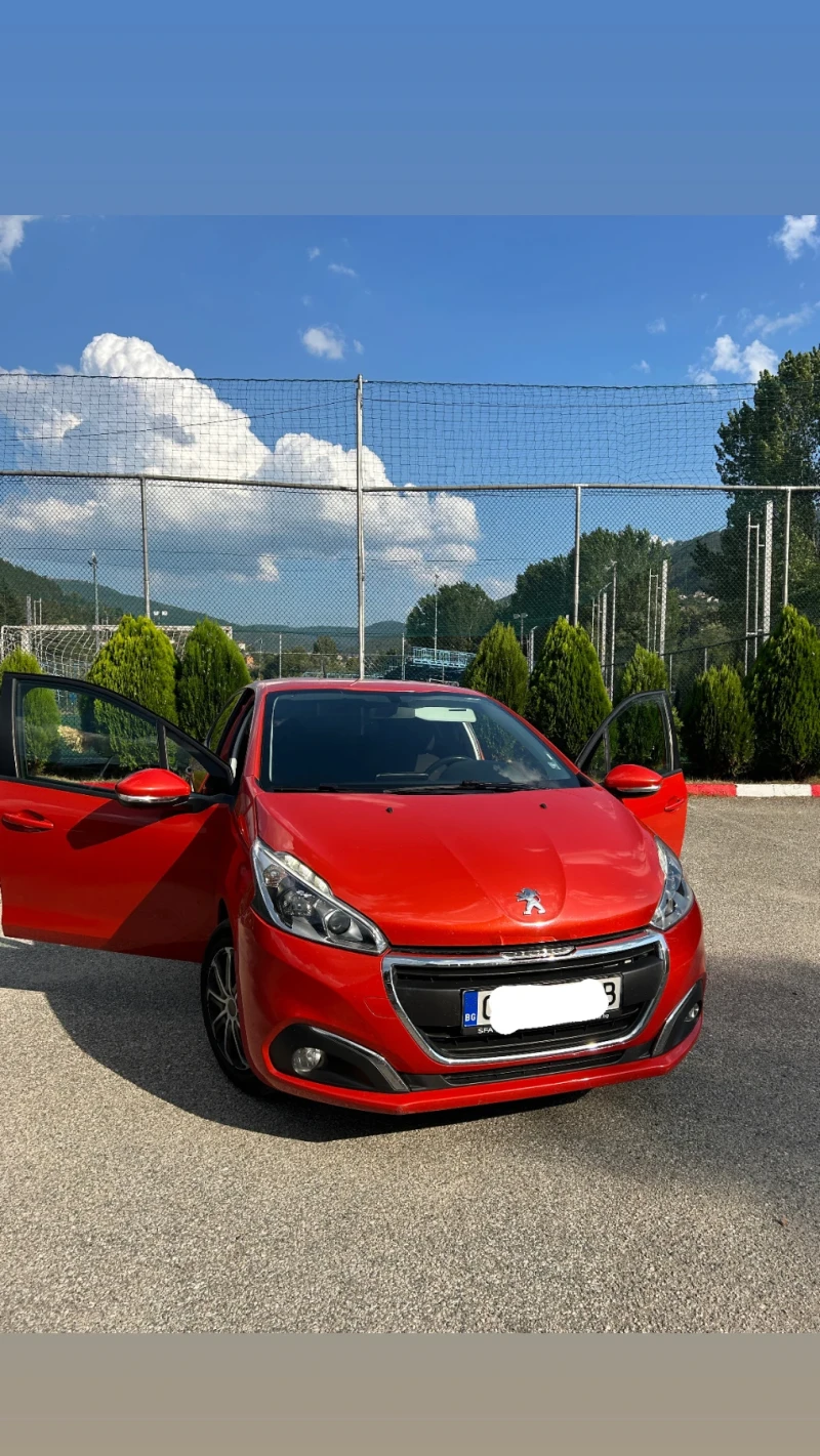 Peugeot 208 1.2, снимка 1 - Автомобили и джипове - 48303976