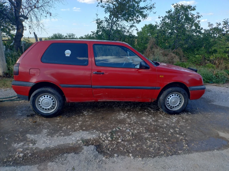 VW Golf 1900, снимка 3 - Автомобили и джипове - 48443626