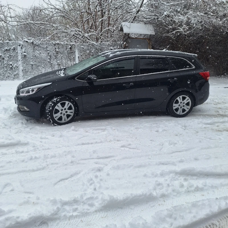 Kia Ceed 1600 GDI GPL ECO , снимка 7 - Автомобили и джипове - 48629705