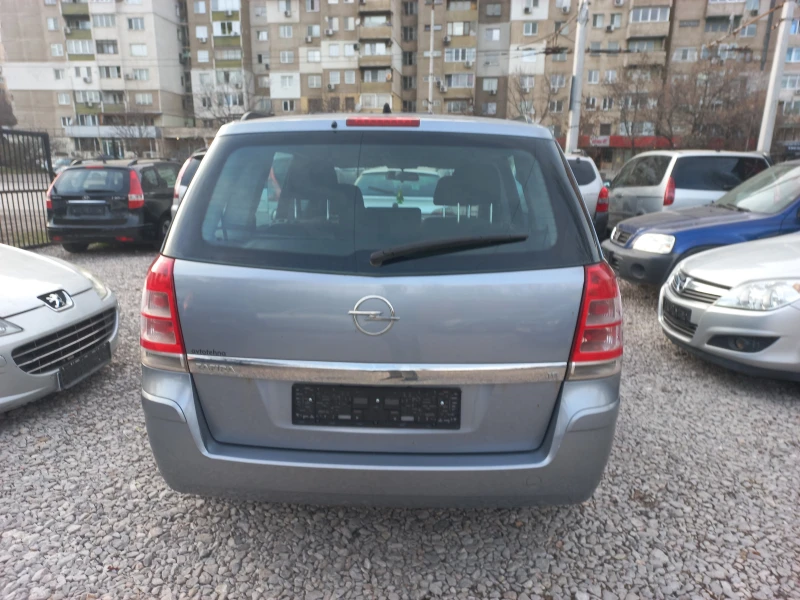 Opel Zafira 1.6i* 2009g* * 7 mesten, снимка 5 - Автомобили и джипове - 49446804