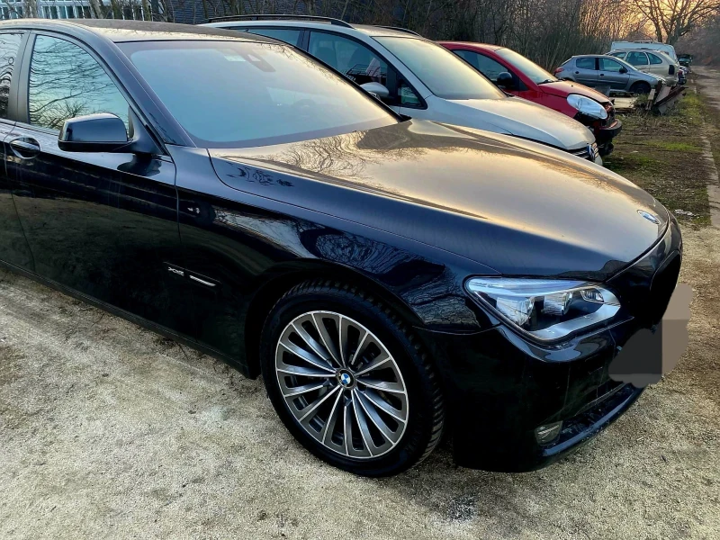 BMW 750 F01 xdrive, снимка 2 - Автомобили и джипове - 52338234