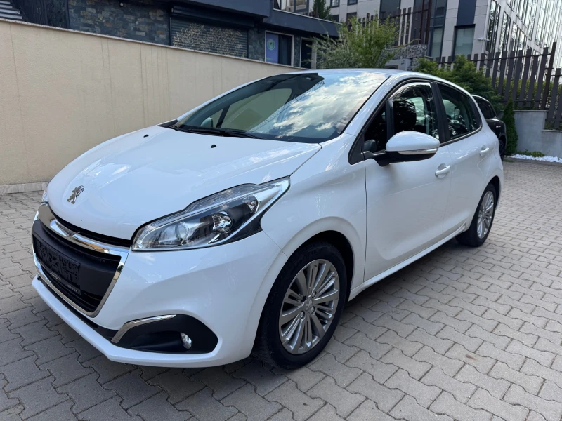 Peugeot 208 1.6HDI-LED-NAVI-KLIMA* , снимка 2 - Автомобили и джипове - 51652896