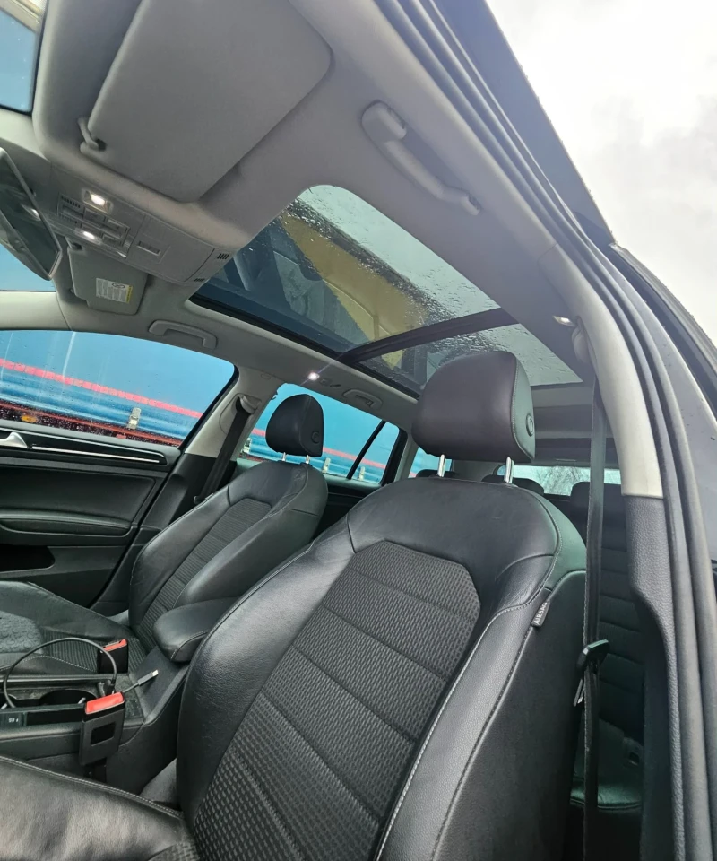 VW Golf, снимка 5 - Автомобили и джипове - 53025337