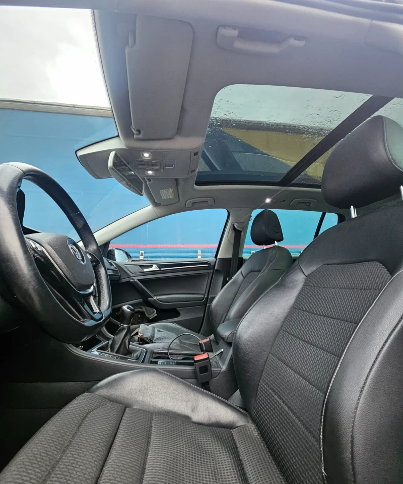 VW Golf, снимка 6 - Автомобили и джипове - 53025337