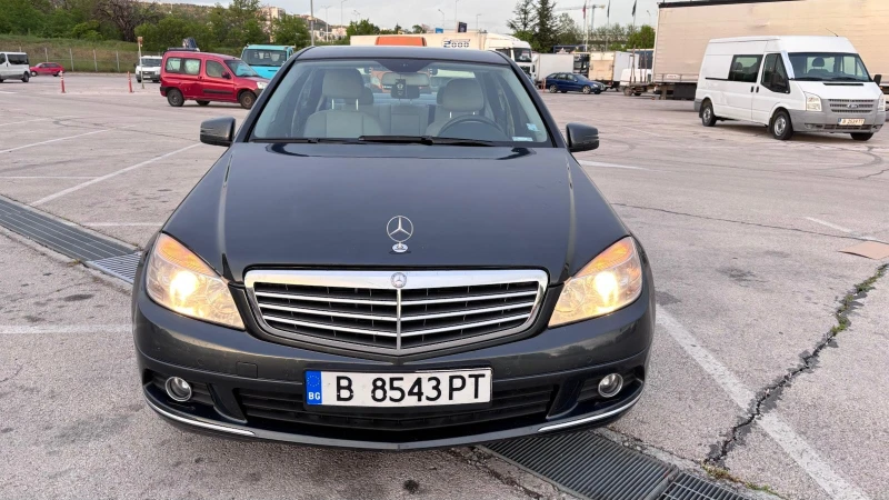 Mercedes-Benz C 200 CGI, снимка 17 - Автомобили и джипове - 53055035