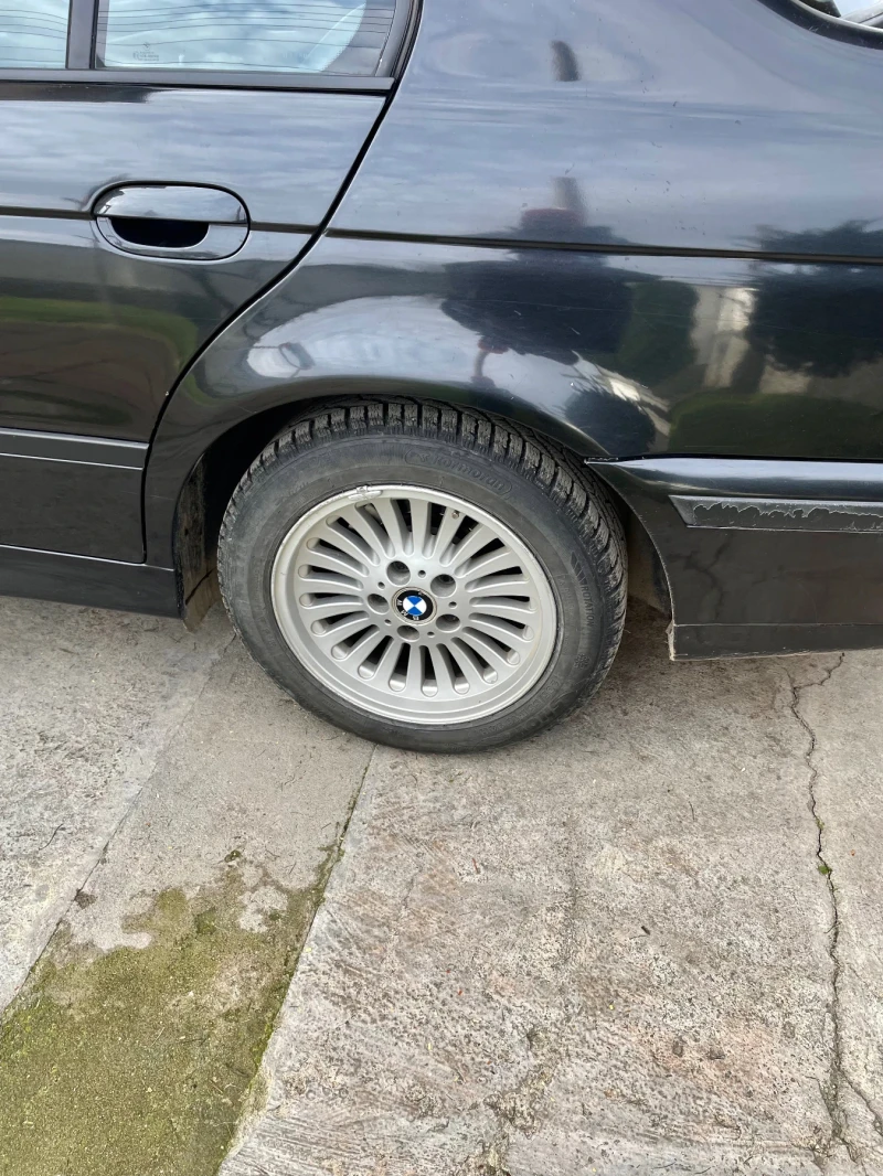 BMW 523 BMW 523i, Бензин, Черен седан, снимка 7 - Автомобили и джипове - 53095830