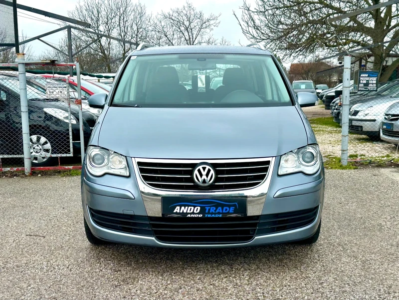 VW Touran 1.9 TDI, снимка 2 - Автомобили и джипове - 53512826