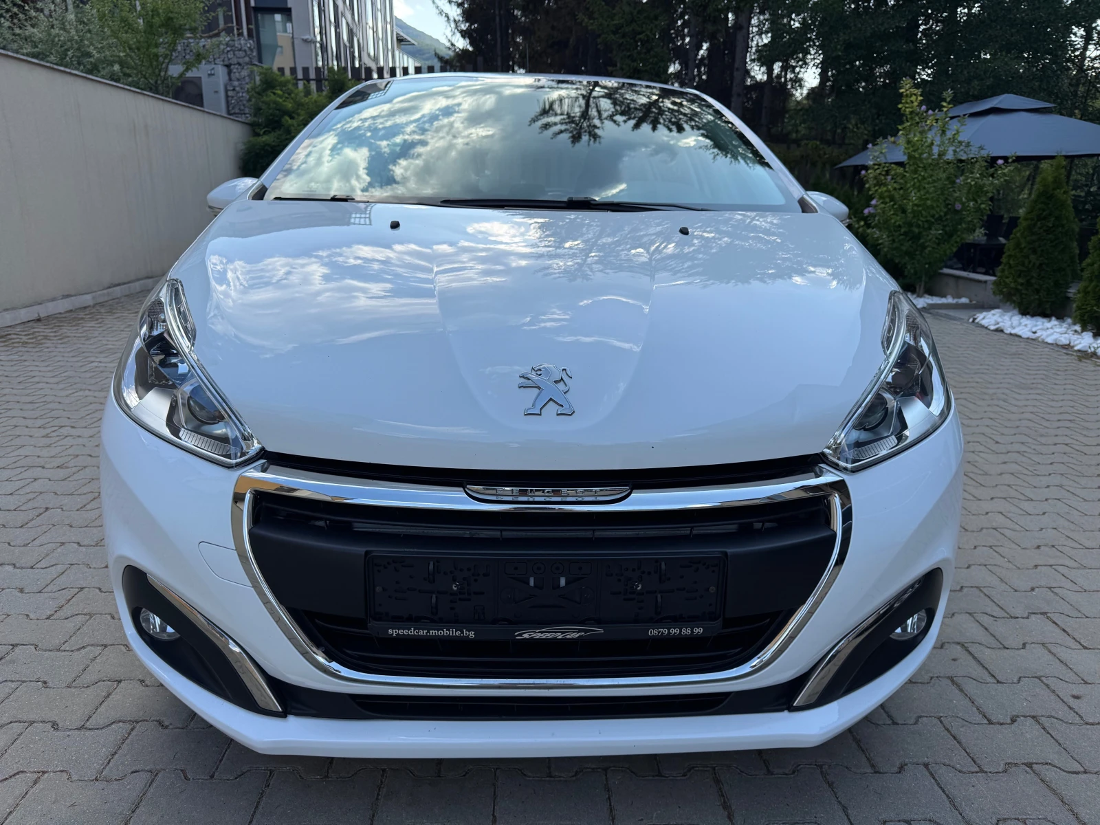 Peugeot 208 1.6HDI-LED-NAVI-KLIMA* , снимка 1