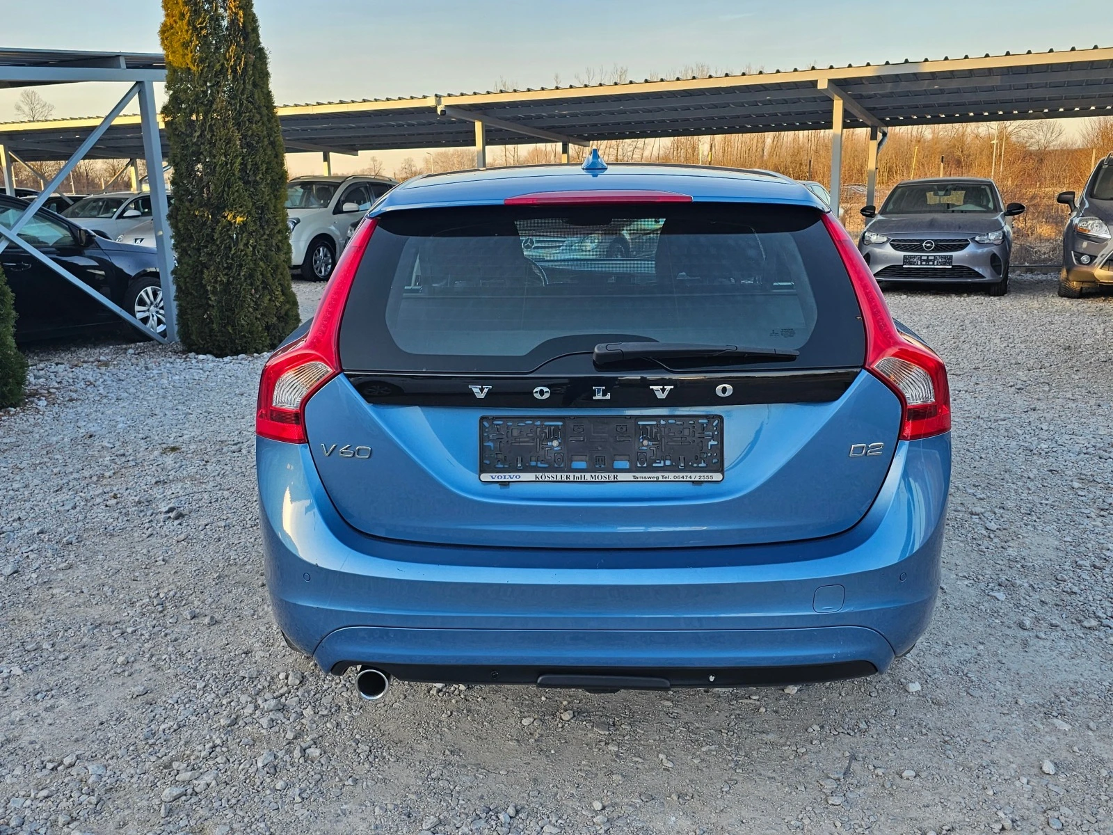 Volvo V60 2.0D 120кс D2! ! РЕАЛНИ КИЛОМЕТРИ ! ! EURO 6 - изображение 4