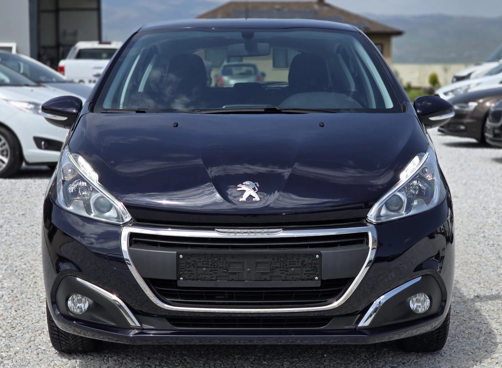 Peugeot 208 1.2i * Active*  - изображение 2