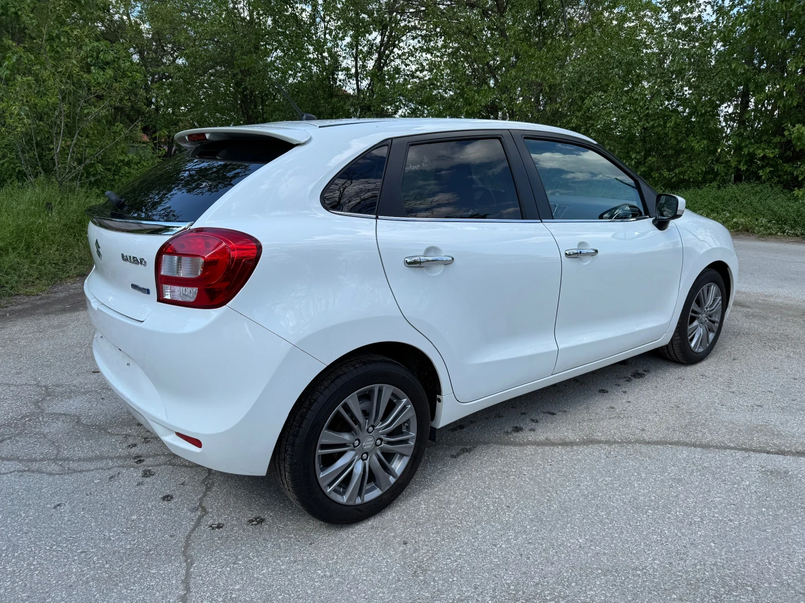 Suzuki Baleno 1.25.Hybrid.Нова.Нави.Камера.Дистроник.С-История - изображение 5