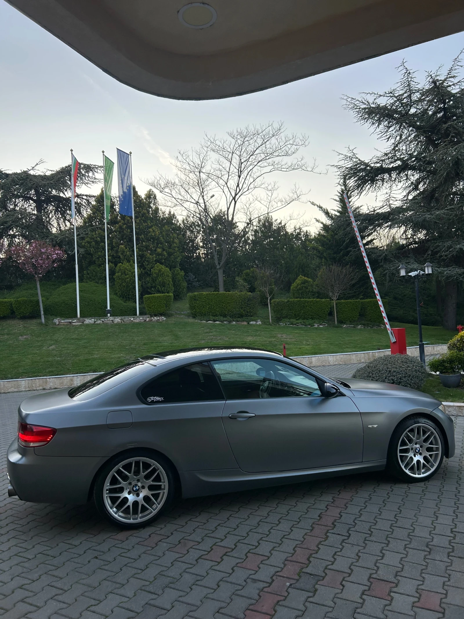 BMW 320  - изображение 6
