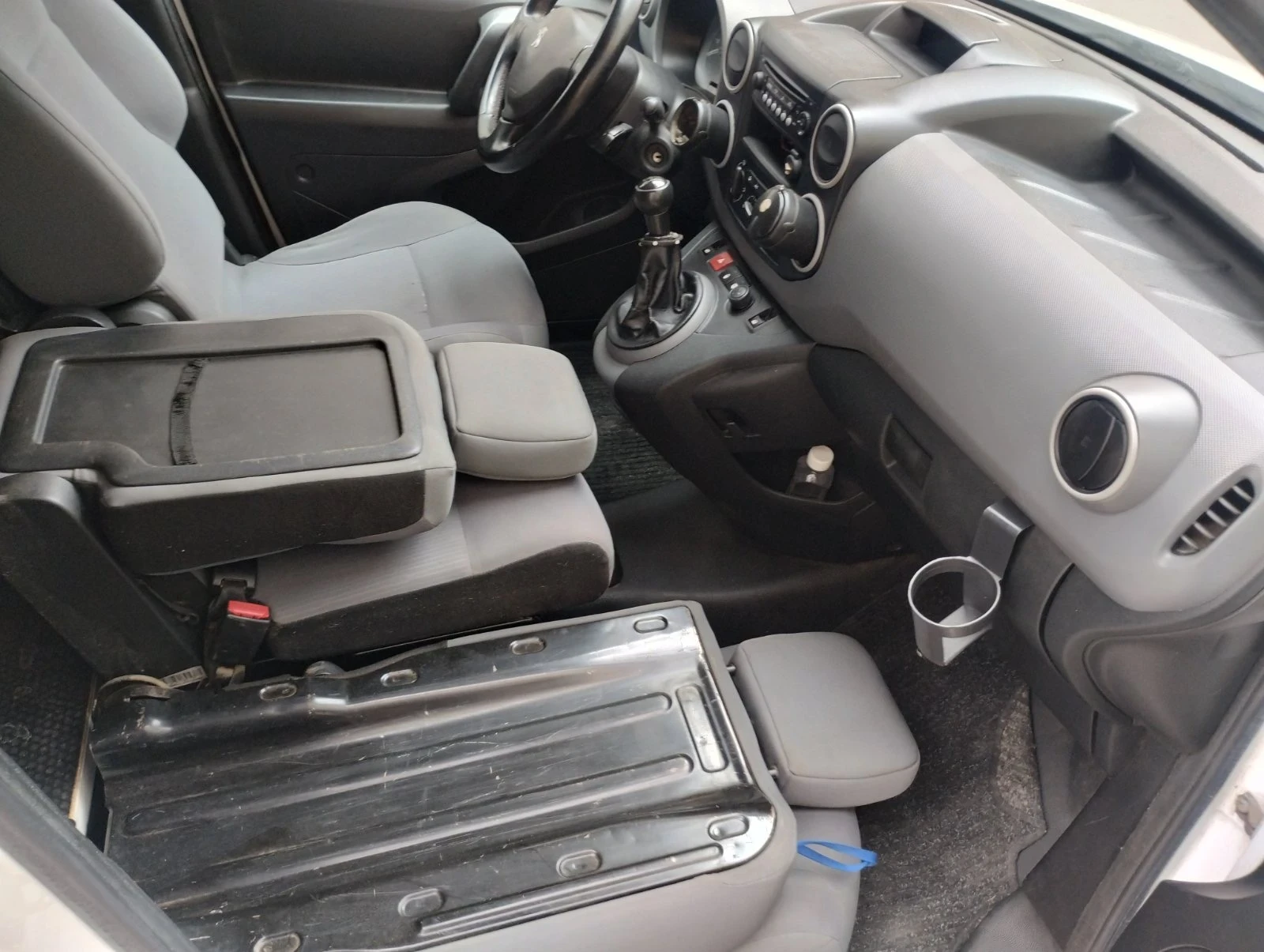 Peugeot Partner 1.6HDI 75hp - изображение 9